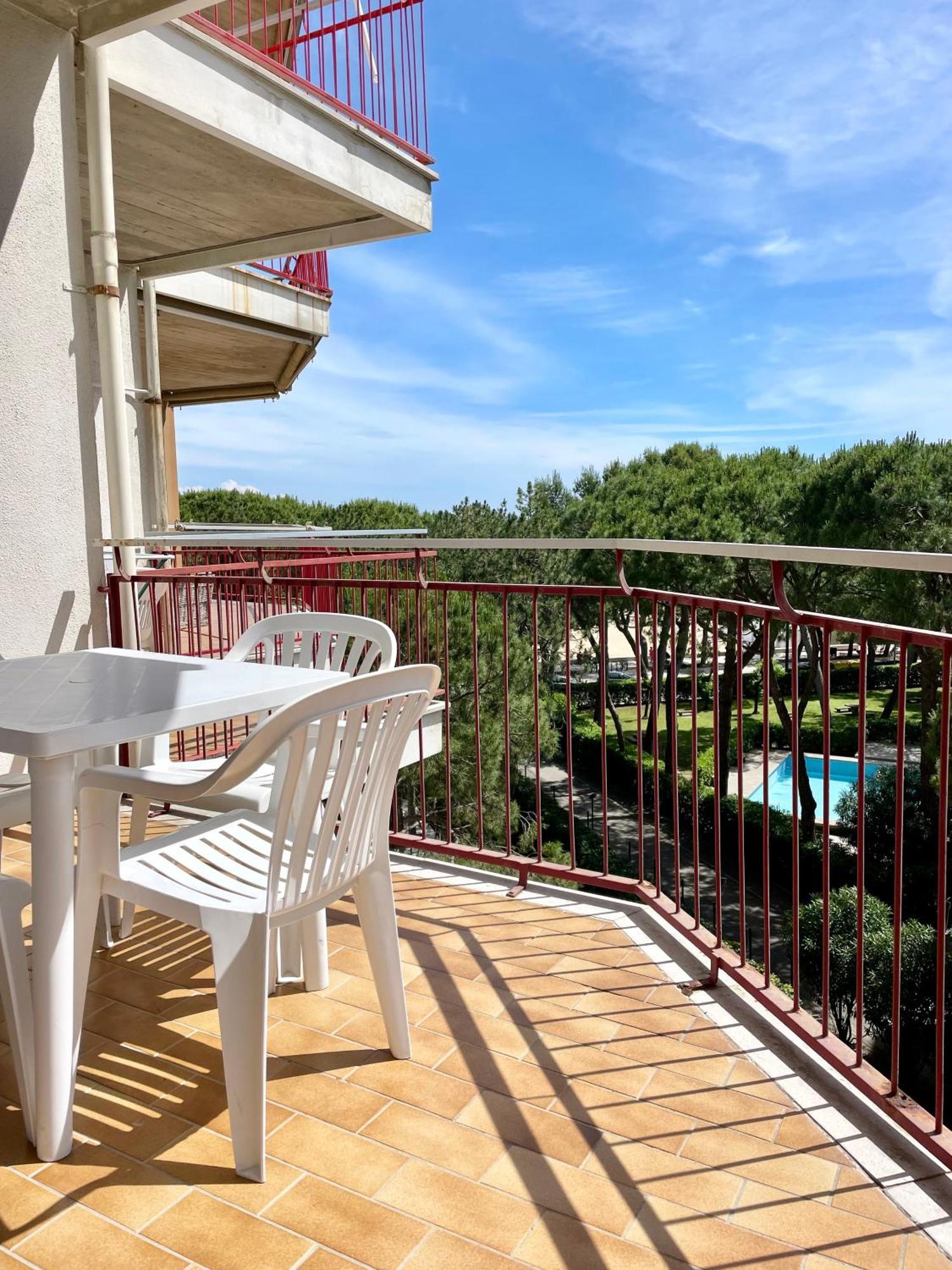 Residence Cristallo 4H Lignano Sabbiadoro Dış mekan fotoğraf